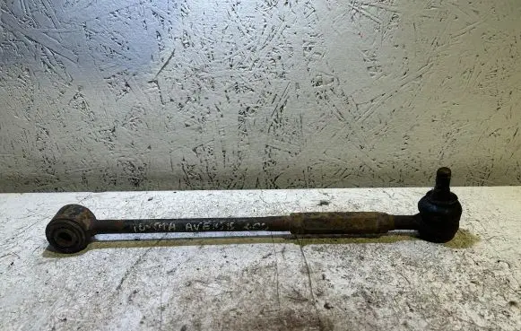 Toyota Avensis T250 Rear control arm