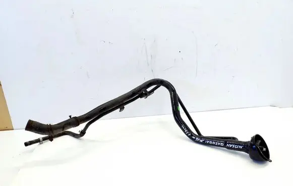 Nissan Qashqai Fuel tank filler neck pipe 