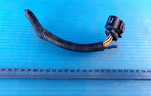 Volkswagen Touran I Headlight/headlamp wiring loom/harness 1J0973735