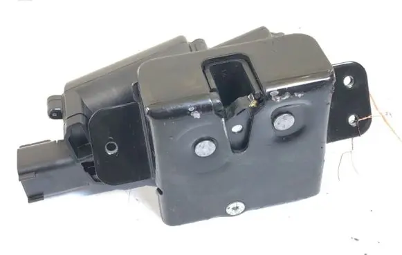 Opel Insignia A Tailgate exterior lock 13503467