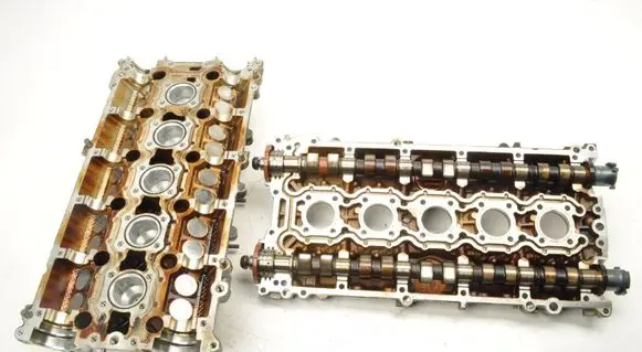 Volvo V70 Engine head 8642545