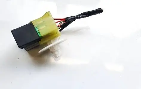 Toyota Avensis T250 Fuse box set 9008087019