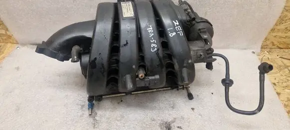 Opel Zafira B Intake manifold 55563685 138463 1024773S01