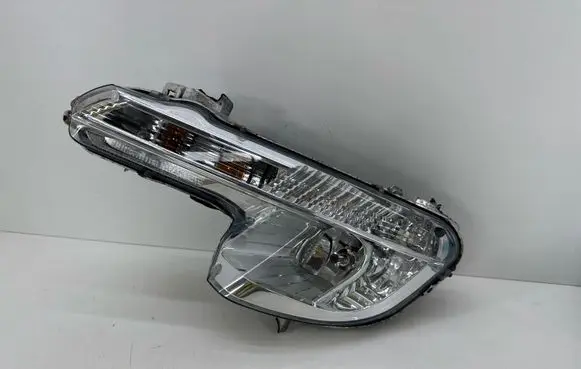 Peugeot 508 RXH Front fog light 9670476280