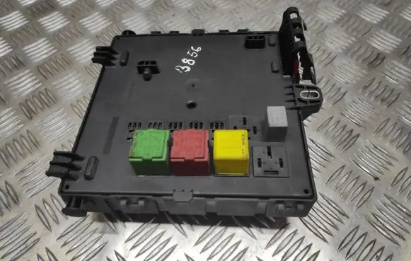 Opel Signum Fuse module 460023260 13170890