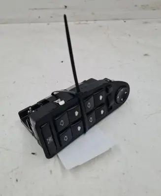 BMW 5 E39 Electric window control switch 6904339
