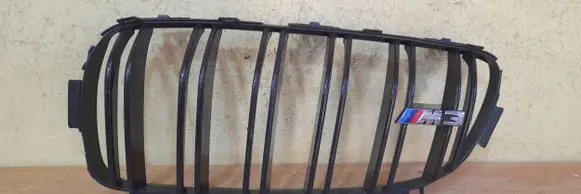 BMW M4 F82 F83 Front bumper upper radiator grill 056468168