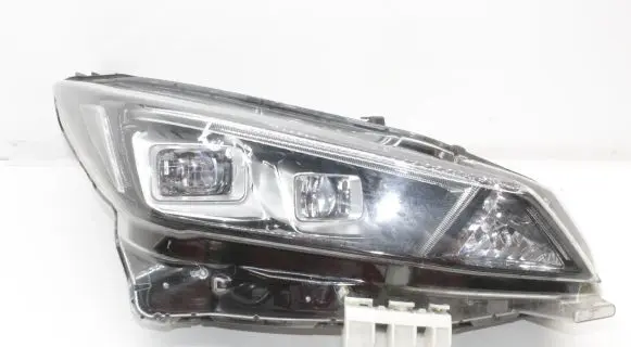 Nissan Leaf II (ZE1) Headlight/headlamp 260105SJ5A