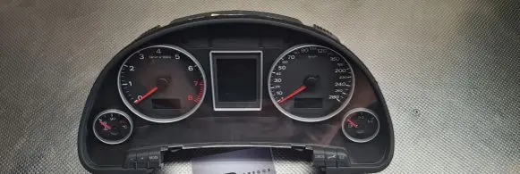 Audi A4 S4 B7 8E 8H Speedometer (instrument cluster) 8E0920932A