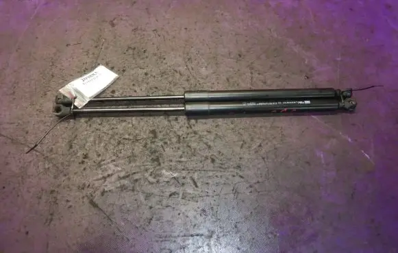 Renault Clio I Tailgate strut 844308661R