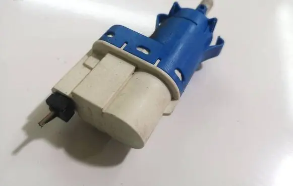 Volvo S80 Brake pedal sensor switch 30710106
