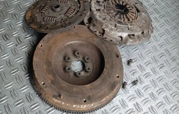 Ford Fiesta Clutch set kit 96534559 5S617550CA 9649014980
