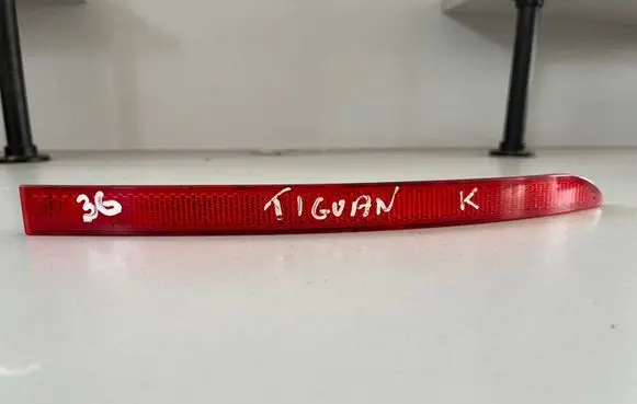 Volkswagen Tiguan Rear tail light reflector 5N0945104