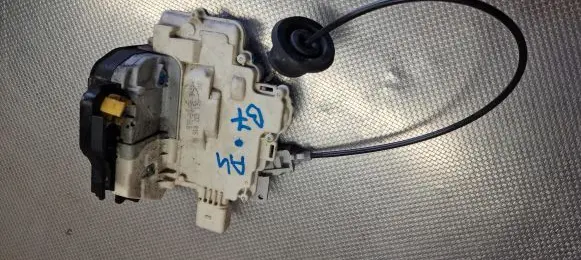 Audi A4 S4 B7 8E 8H Front door lock 8E1837016AA