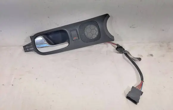 Audi A4 S4 B5 8D Front door interior handle 8D1837019