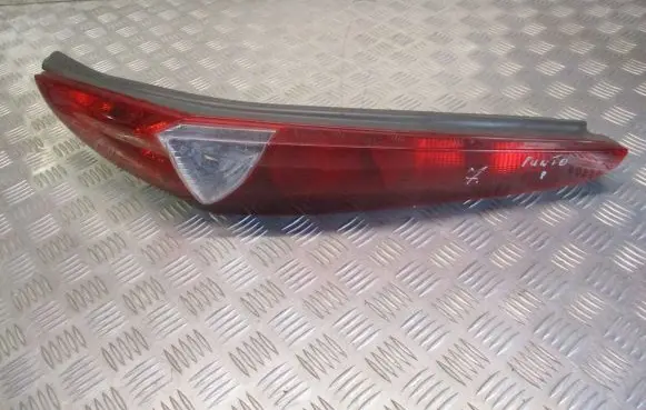 Fiat Punto (188) Rear/tail lights