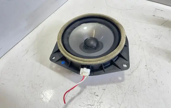Lexus IS 220D-250-350 Rear door speaker 8616053210