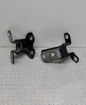 Toyota Prius (XW50) Rear door hinge set A046694