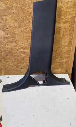 Land Rover Evoque I (B) pillar trim (bottom) BJ32243A52AF