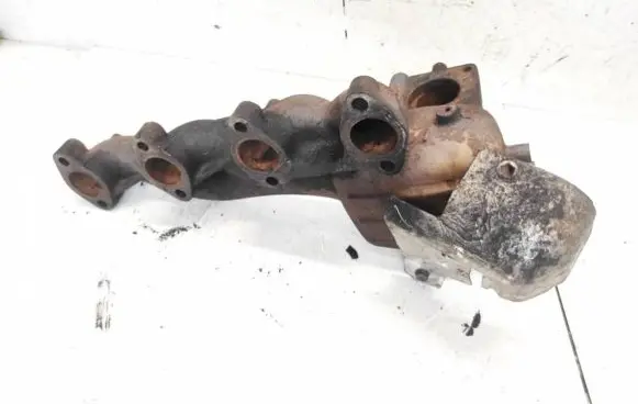 Mazda 626 Exhaust manifold mn392z