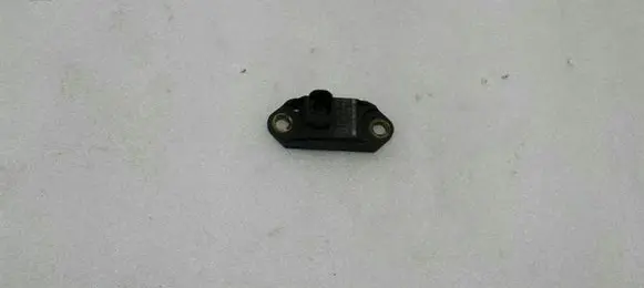 Mercedes-Benz CLS C219 Airbag deployment crash/impact sensor A0025476918