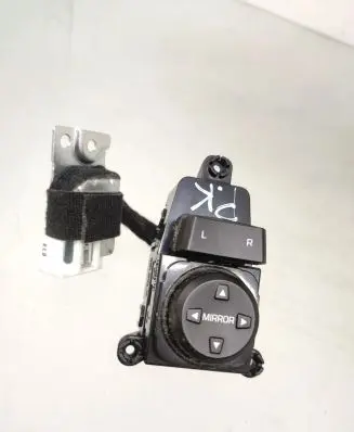 Hyundai Tucson TL Wing mirror switch 93573D3020