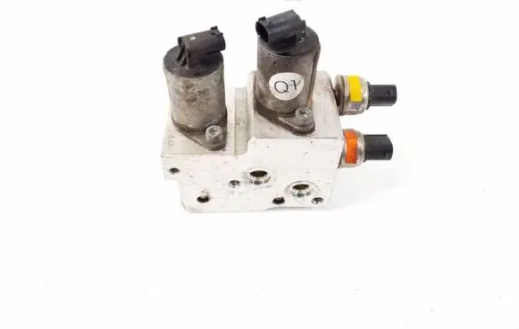 Mercedes-Benz GLE (W166 - C292) Air suspension control unit module (rear) A1663201358
