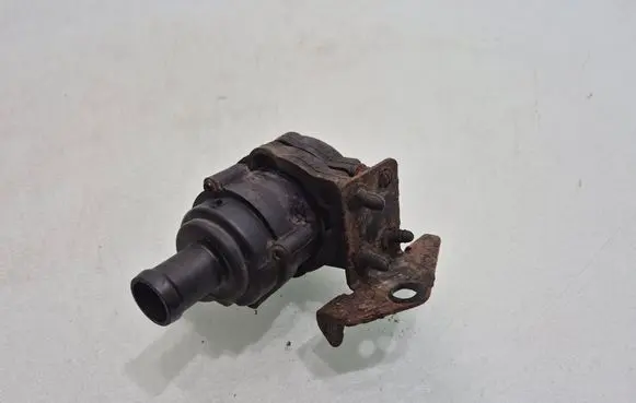 Audi Q7 4L Electric auxiliary coolant/water pump 7L0965561