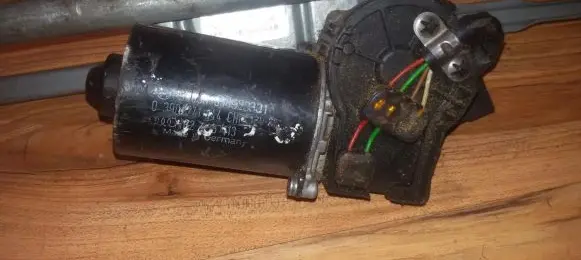 Audi A6 S6 C5 4B Wiper motor 039024114