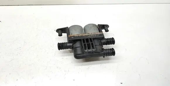 BMW X5 E53 Coolant heater control valve 8374995 64128374995