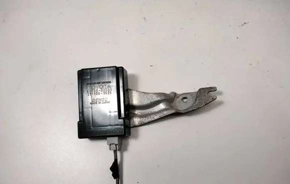 Lexus IS 220D-250-350 Door control unit/module 8974053040
