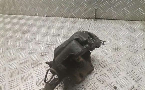 Volkswagen PASSAT B5 Front brake caliper