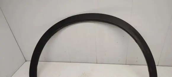 Rear fender molding trim