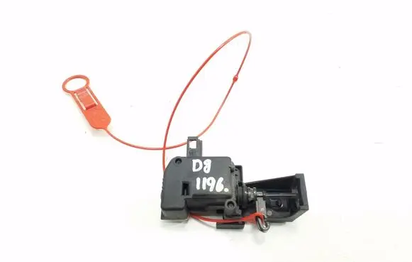 Mercedes-Benz CLS C218 X218 Fuel tank cap lock A2048200072