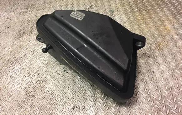 Mercedes-Benz E W211 Intake resonator 6421400087 A6421400087