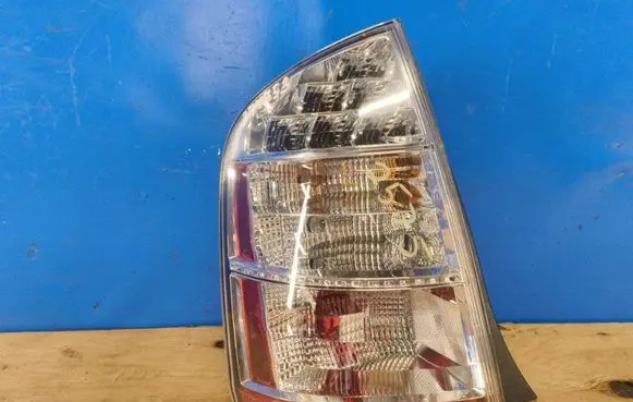 Toyota Prius (XW20) Boot/trunk interior light 8156147100