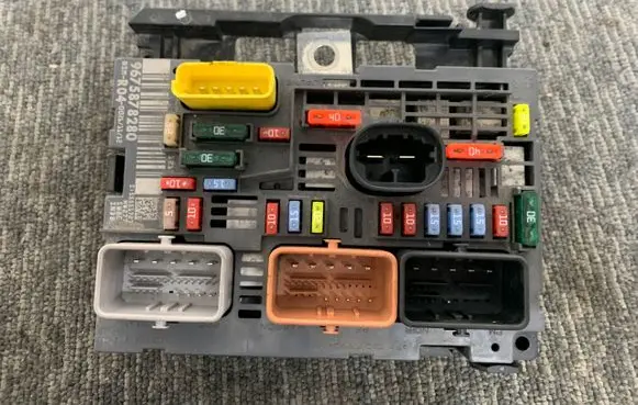 Citroen Berlingo BSM Control unit 