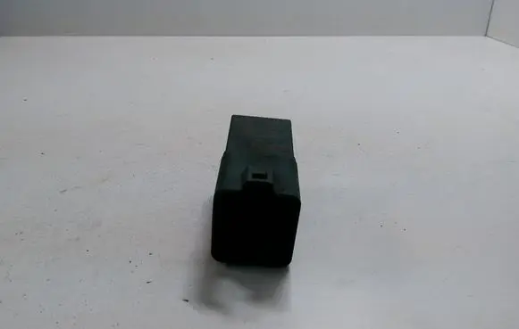Ford Escort Coolant fan relay 93AG8C616CA