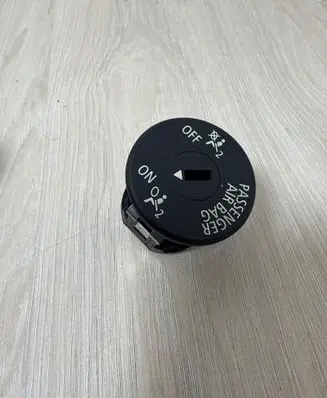 BMW 7 F01 F02 F03 F04 Passenger airbag on/off switch 9196886