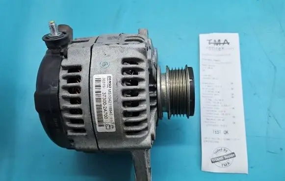 Hyundai i30 Generator/alternator 373002A700 IMPRK1545877
