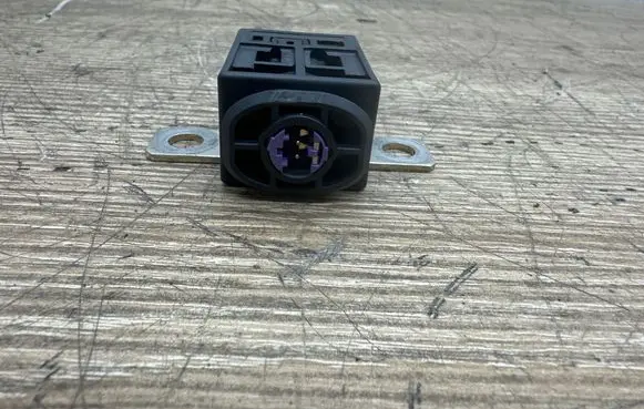 Porsche Macan (95B) Battery relay fuse 4F0915519 140652