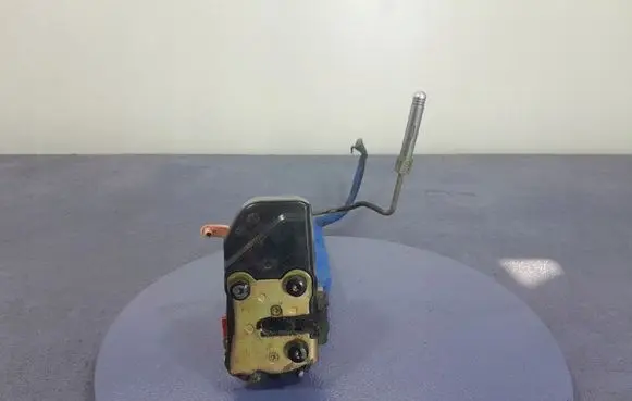 Dodge Charger Rear door lock