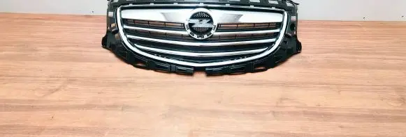 Opel Insignia A Front bumper upper radiator grill 13238420 903200040