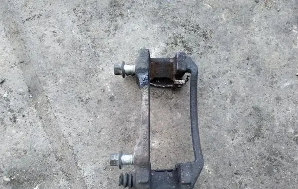 Opel Sintra Front Brake Caliper Pad/Carrier 