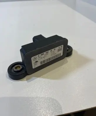 Mercedes-Benz C W204 ESP acceleration yaw rate sensor A0055421818 FD07M05 10170106293