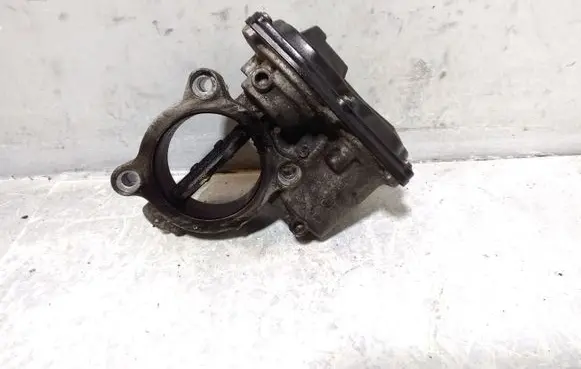 BMW 5 F10 F11 Throttle valve 1354781075202 10378517 26101004948