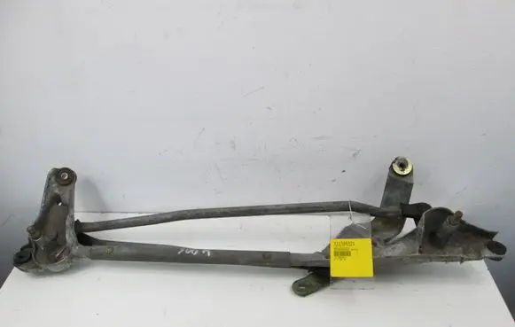 Chrysler 300M Front wiper linkage 