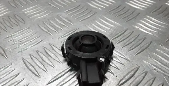 Volvo V40 High frequency speaker in the rear doors 31384748