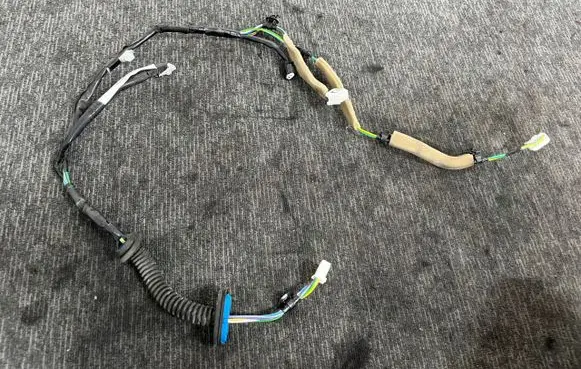 Suzuki SX4 S-Cross Rear door wiring loom 