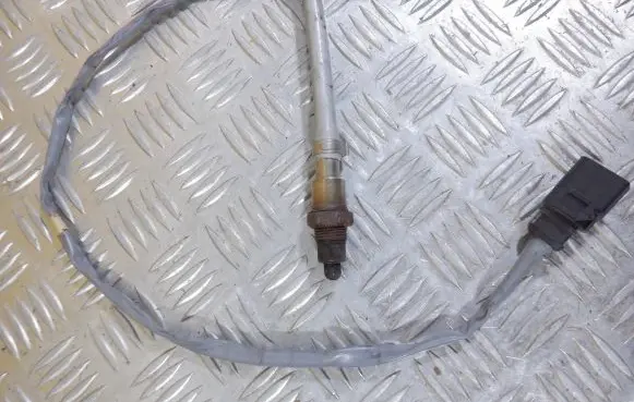 Volkswagen Golf VII Lambda probe sensor 06K906262AC 519251A 0258030151